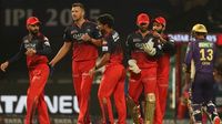 RCB's Josh Hazlewood Picks Up First Wicket Of IPL 2025 With Quinton de Kock Scalp | Watch - News18