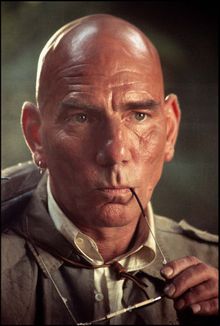 Pete Postlethwaite