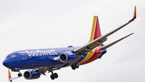 Southwest Airlines Flight Struck By Gunfire At Dallas Airport