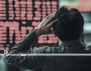 Hang Seng Index Plummets Amid Trade War Tensions