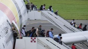 Afghan Evacuees Arrive Safely In Berlin Amid Controversy