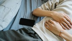 Gençlerde “Yatak Çürümesi” (Bed Rotting) Davranışı