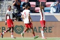 Curacao draws 1-1 with Canada after Antonisse's stoppage-time goal