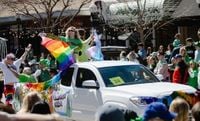 Sunny Lawrence St. Patrick's Day Parade draws thousands