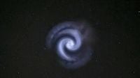 Spirale luminosa in cielo, anche in Sardegna: ecco cos'è - L'Unione Sarda.it