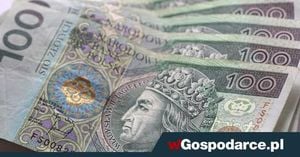 Polish Zloty Strengthens As Market Adjusts Rate Expectations