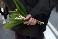 1er mai : pourquoi offre-t-on un brin de muguet pour la fête du Travail ?