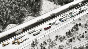 Traffic Halted On Kyoto's National Route 9 Due To Snow