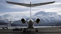 Flugzeugabsturz in der Schweiz: Augenzeuge berichtet von Explosion - WELT