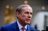 Texas Gov. Greg Abbott signs new congressional redistricting map President Trump requested | Texarkana Gazette