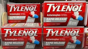 Trump’s Tylenol And Vaccine Claims Stir National Uproar