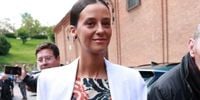 Victoria Federica sorprende con conjunto estampado y cuñas en San Isidro