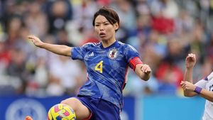 Ayaka Tanaka Powers Leeds To Victory With Stunning Goal