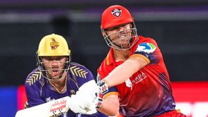 Dubai Capitals Clinch Playoff Spot With 26-Run Win