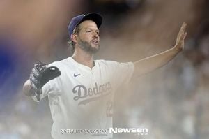 Clayton Kershaw Reaches 3000 Strikeouts In Dodgers Game