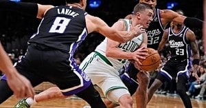 Baylor Scheierman Shines As Celtics Dominate Kings At Home