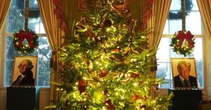 White House Holiday Tours Return After Dramatic Renovations