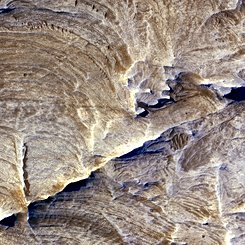 White Ridges on Mars