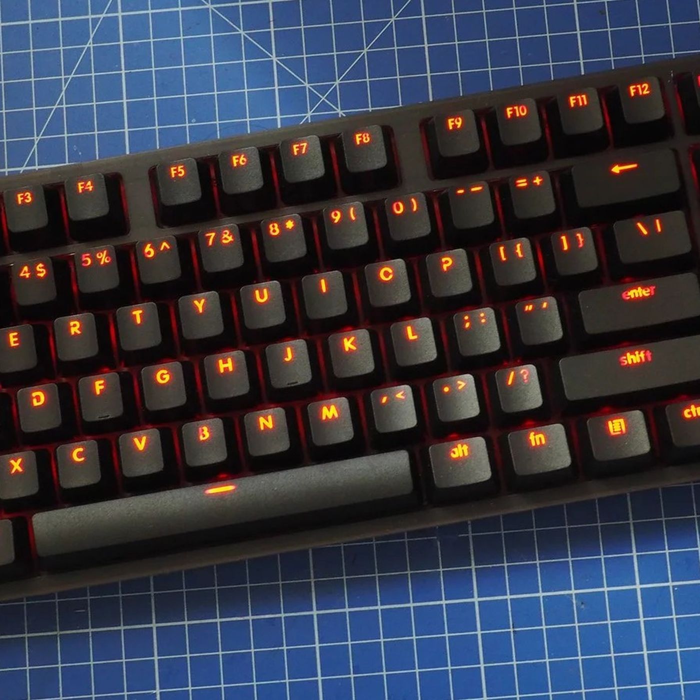 Klavyede 0, Neden 1'in Solunda Değil de, 9'un Sağındadır?