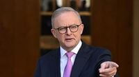 Liberals set date for leadership vote, as Keating criticises PM’s ‘poor’ cabinet reshuffle