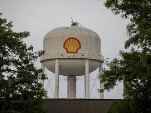 Shell Reports Strong Earnings Despite Market Turbulence