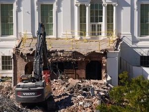 White House East Wing Demolished For Trump’s $300 Million Ballroom