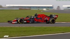 Red Bull Racing Faces Testing Challenges Amid Rain At Imola