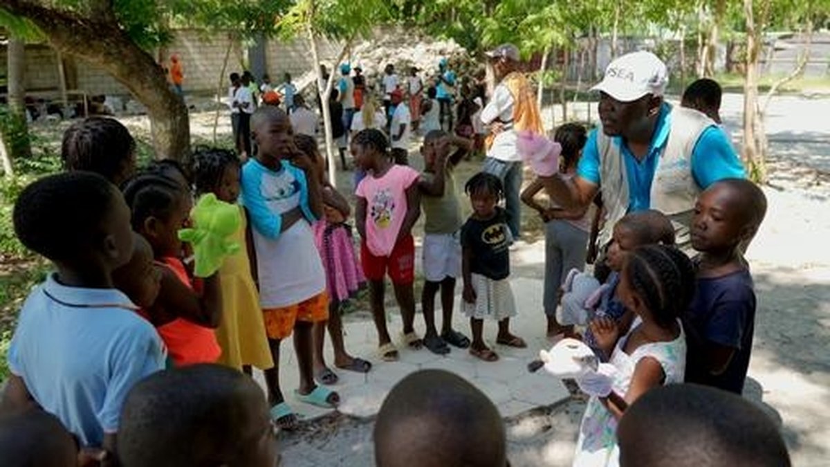 Haiti Faces Crisis As Gang Violence Displaces 680000 Children - Grand ...
