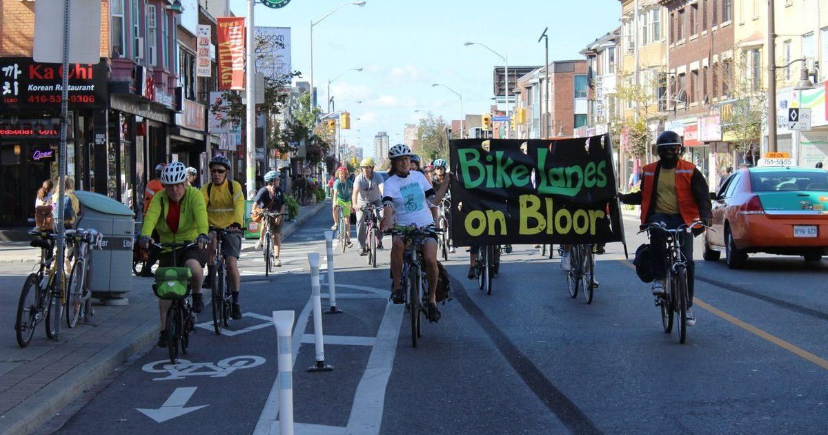 Toronto City Council Explores Controversial Bike Lane Issue