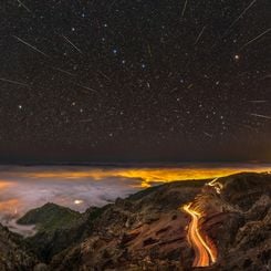  Meteors, Comet, and Big Dipper over La Palma 