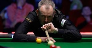 Mark Williams Faces Vision Challenges Amid Players Championship