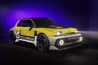 La Renault 5 Turbo 3E revisite le modèle d'origine en alliant la puissance à l'électricité