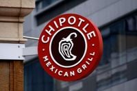 Chipotle refutes claims that it’s closing locations after misreport