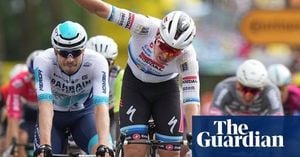 Merlier Edges Milan In Crash Filled Tour De France Sprint