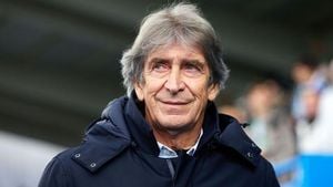 Manuel Pellegrini Named Best Coach Of March In La Liga