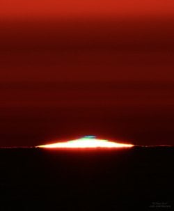 Güneş’ten Yeşil Bir Parlama