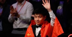 Shaun Murphy Baffled By Dennis Taylor's Zhao Xintong Remark