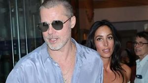 Brad Pitt’s Romance With Jewellery Executive Ines Deepens