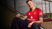 Benjamin Sesko signs for Manchester United