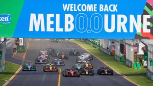 McLaren Locks Out Front Row For 2025 Australian Grand Prix