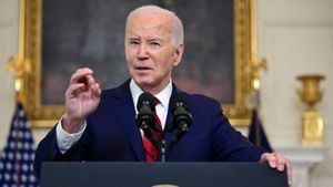 Biden Authorizes Ukraine's Strikes Deep Into Russia