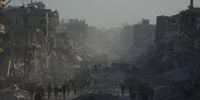Hamas reasserts control in a chaotic Gaza, posing a risk to the fragile ceasefire