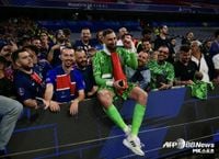 Will Gianluigi Donnarumma (26, Italy) say goodbye to Paris Saint-Germain (PSG).