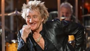 Rod Stewart Returns For 2025 Glastonbury Legends Slot