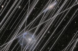 Uydu Sayısındaki Patlama, Hubble’ın Uzayı Görme Kapasitesini Tehdit Ediyor.