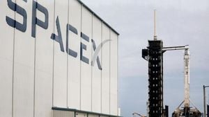 SpaceX And Firefly Aerospace Advance Lunar Exploration