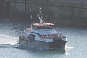 Migrant Crossings Surge Past 40,000 After Channel Pause