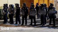 Trump orders deployment of troops to Portland and authorises 'full force'