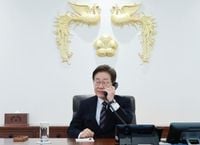 이재명 대통령, 위안부·강제징용 합의 “뒤집는 것 바람직하지 않다”