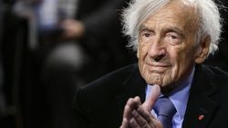 "Her Zaman Taraf Olmalıyız!" Elie Wiesel